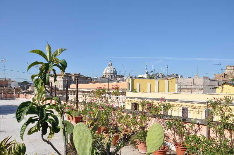 Le Di Via Ottaviano - In 2* Rome